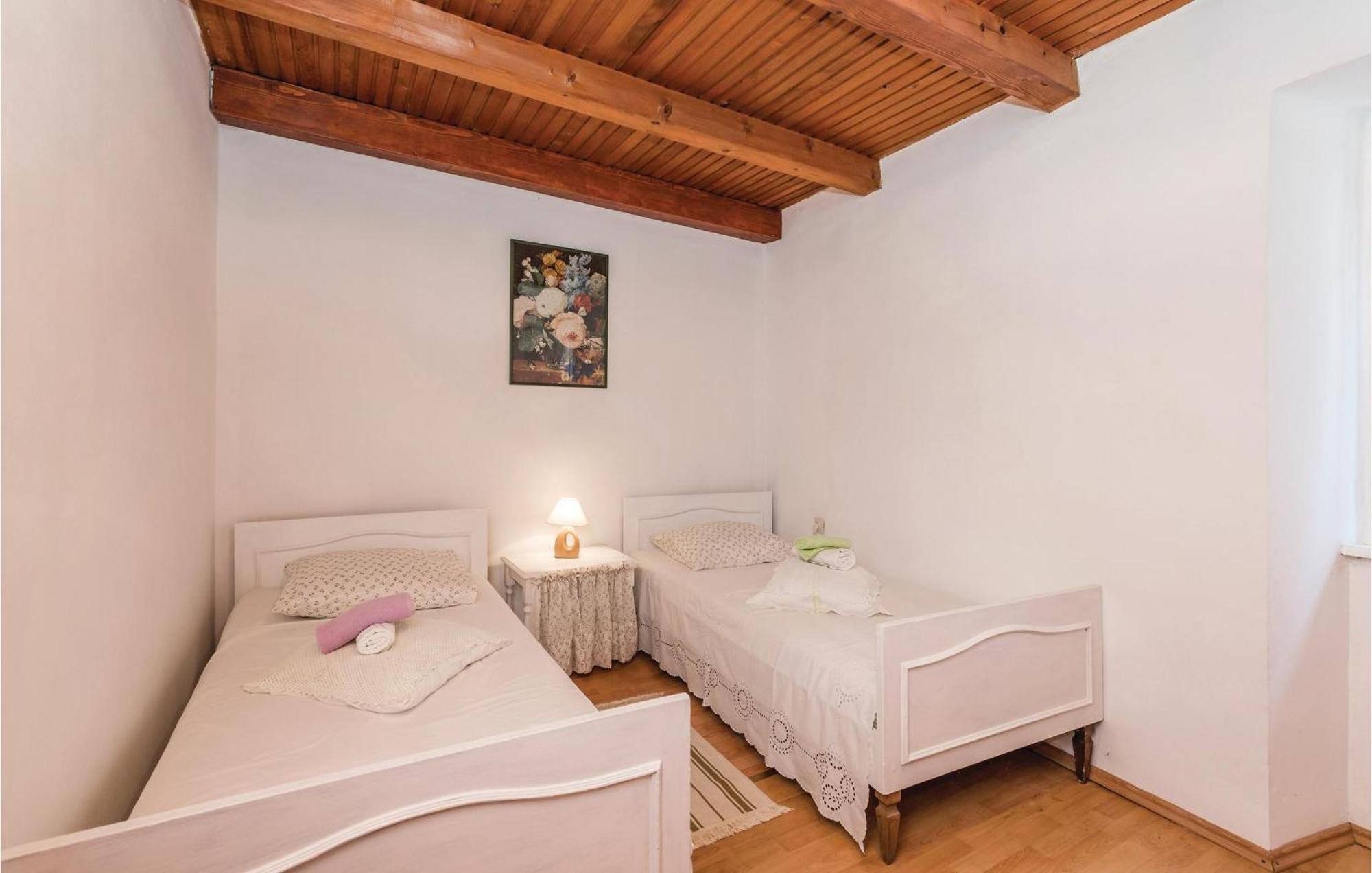 Nice Apartment In Kastav With Wifi Bagian luar foto