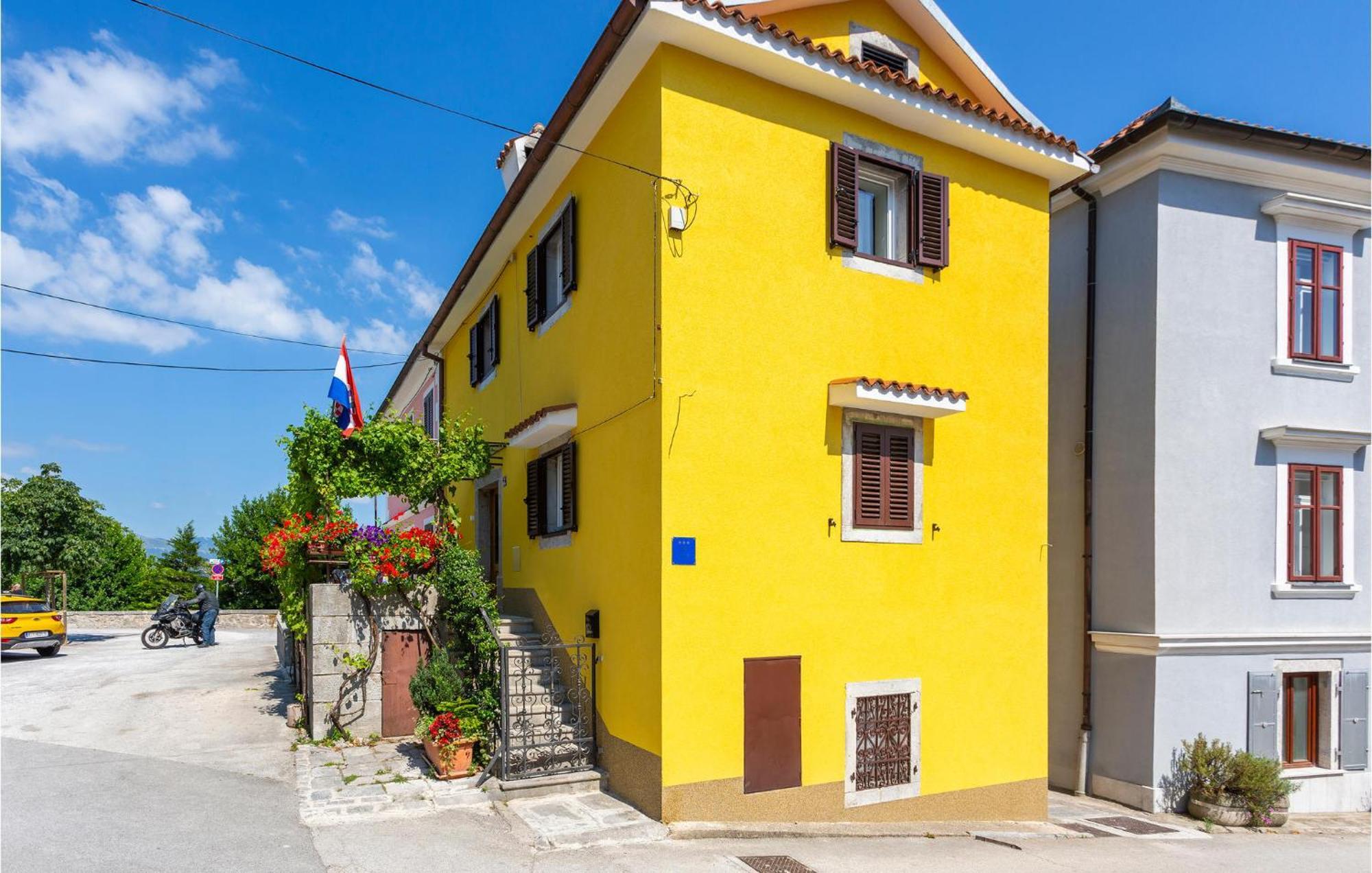 Nice Apartment In Kastav With Wifi Bagian luar foto